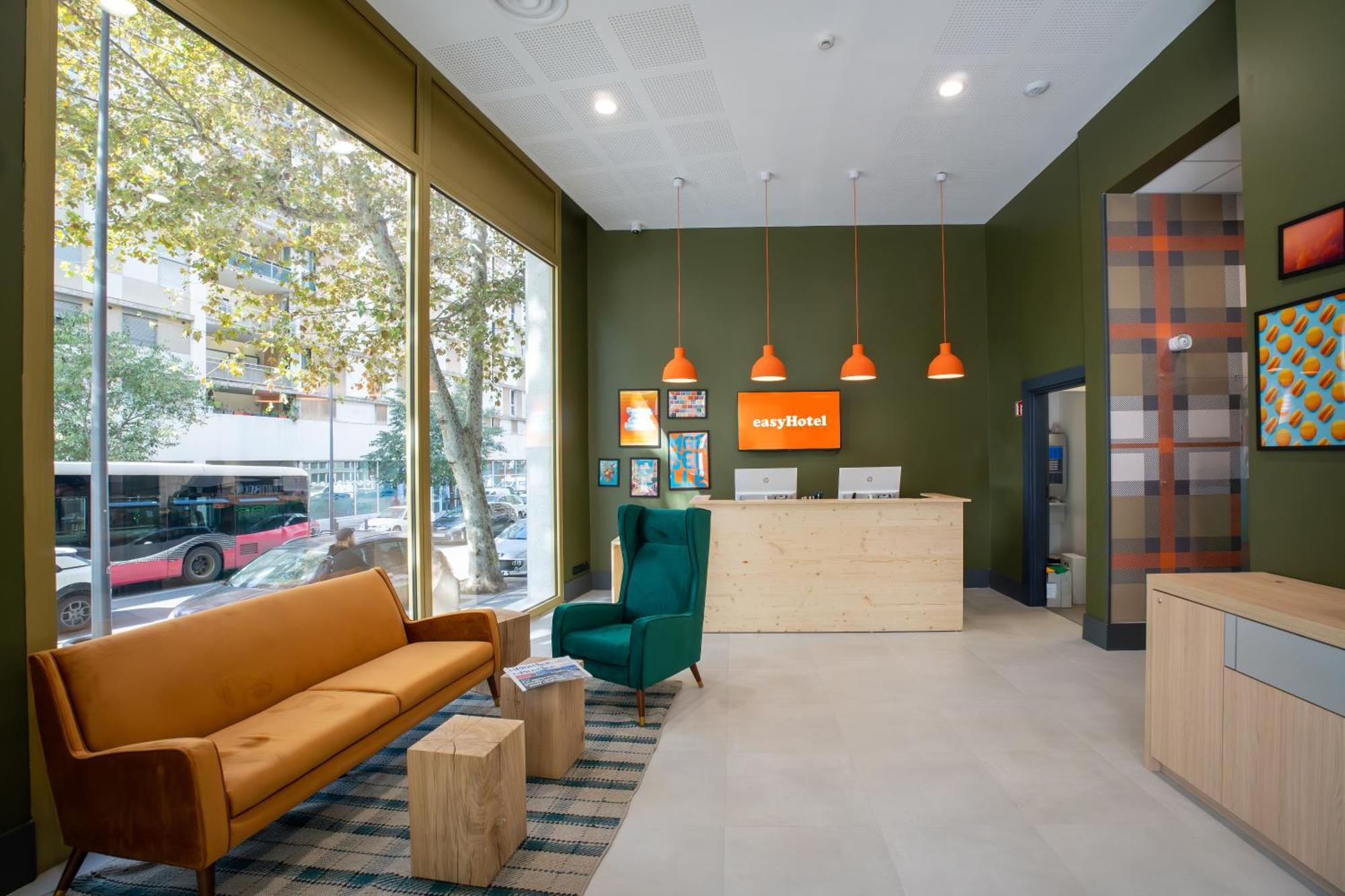 Easyhotel Marseille Euromed Eksteriør billede