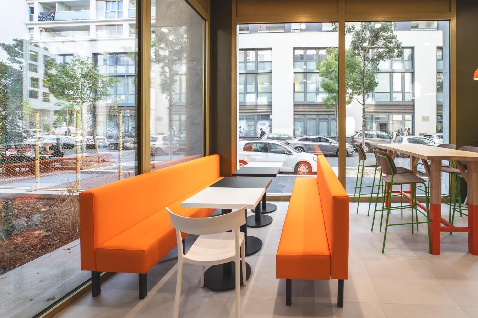 Easyhotel Marseille Euromed Eksteriør billede