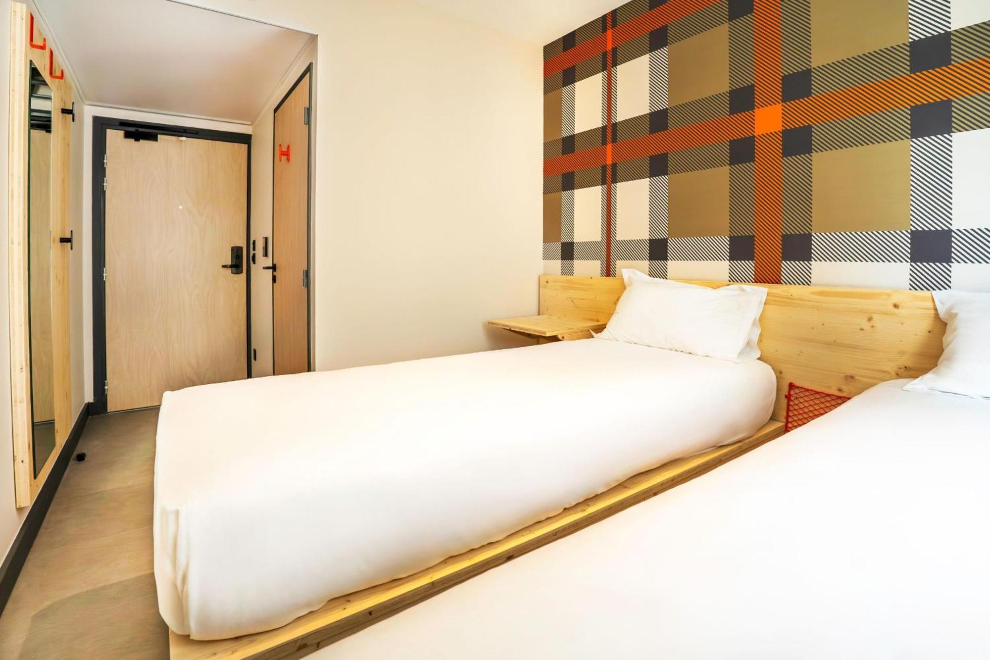 Easyhotel Marseille Euromed Eksteriør billede
